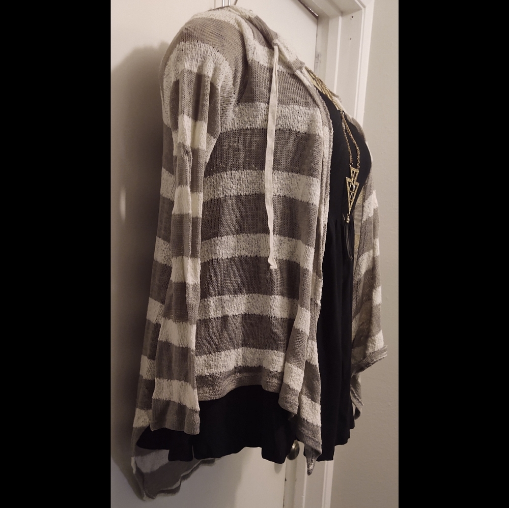 Freshman 1996 Cardigan - Picture 4 of 6